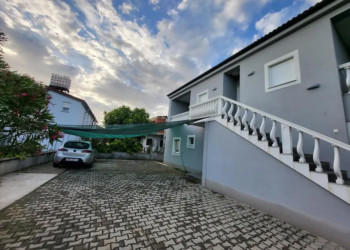 Apartmani Lucic